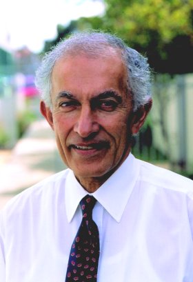 David de Kretser, anatoom en 
endocrinoloog in Australi�, maar geboren op Ceylon/Sri Lanka
